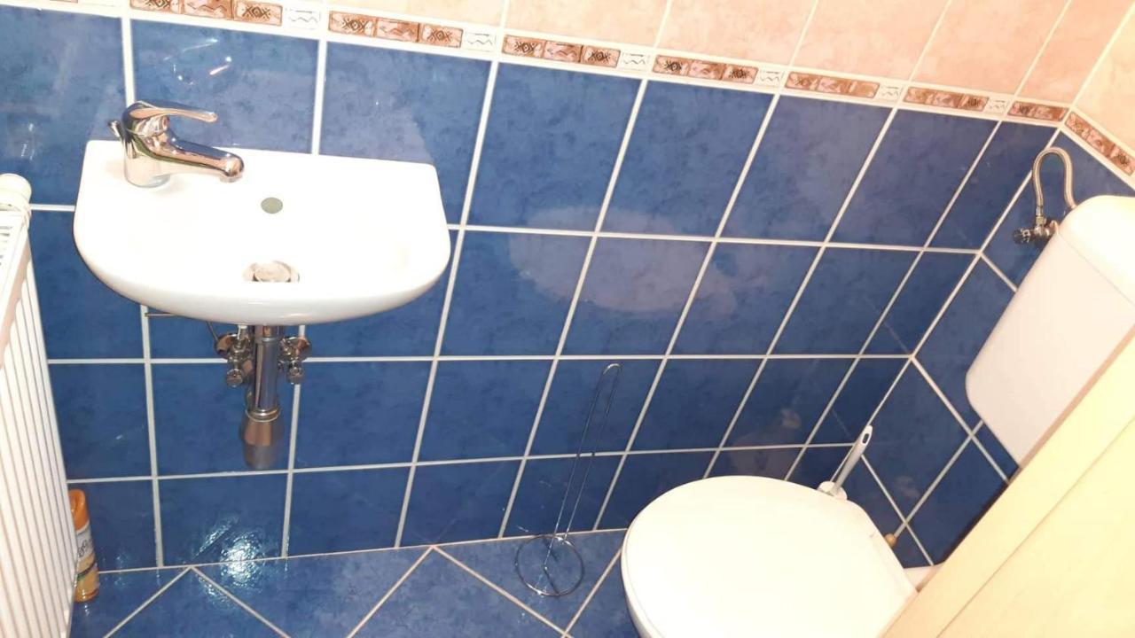 Elizabet Apartman A Belvarosban 索尔沃什 外观 照片