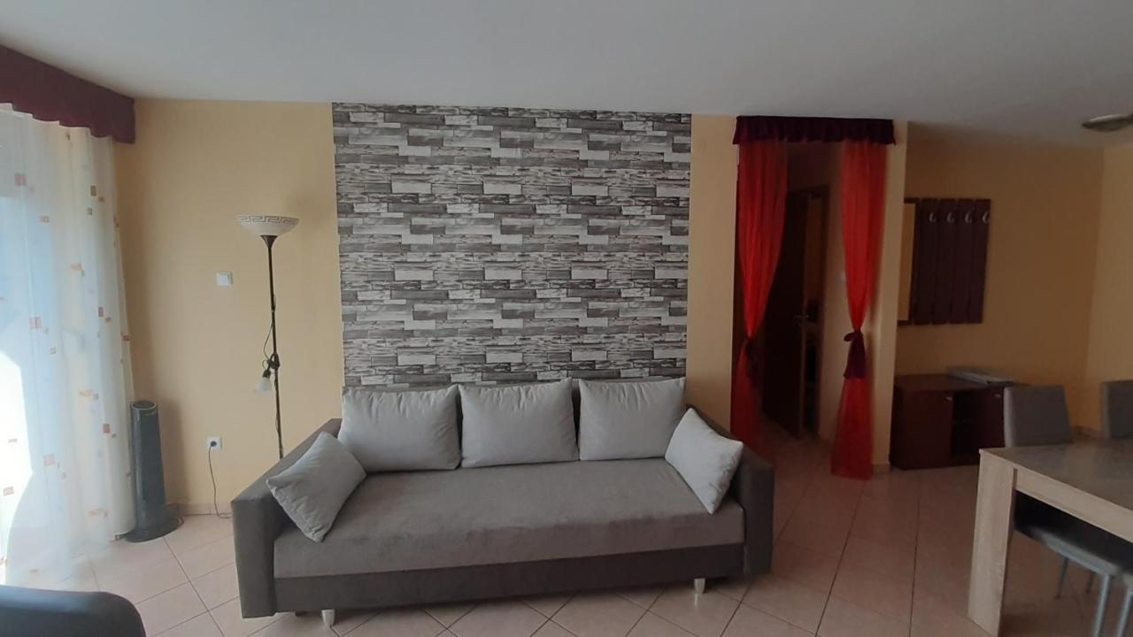 Elizabet Apartman A Belvarosban 索尔沃什 外观 照片