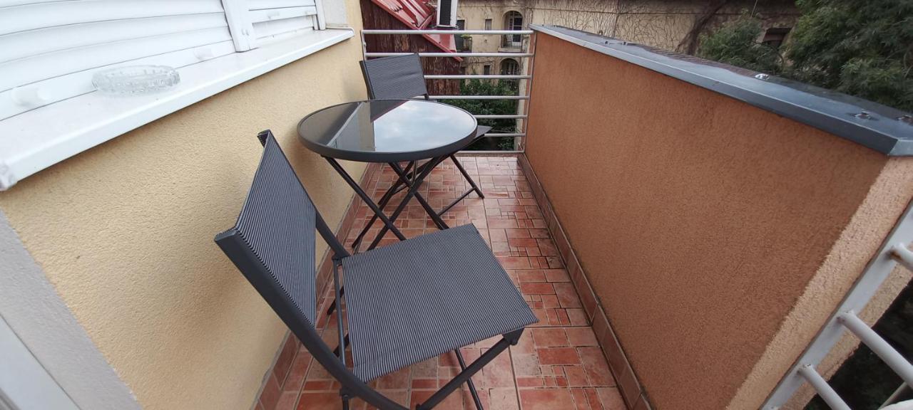 Elizabet Apartman A Belvarosban 索尔沃什 外观 照片